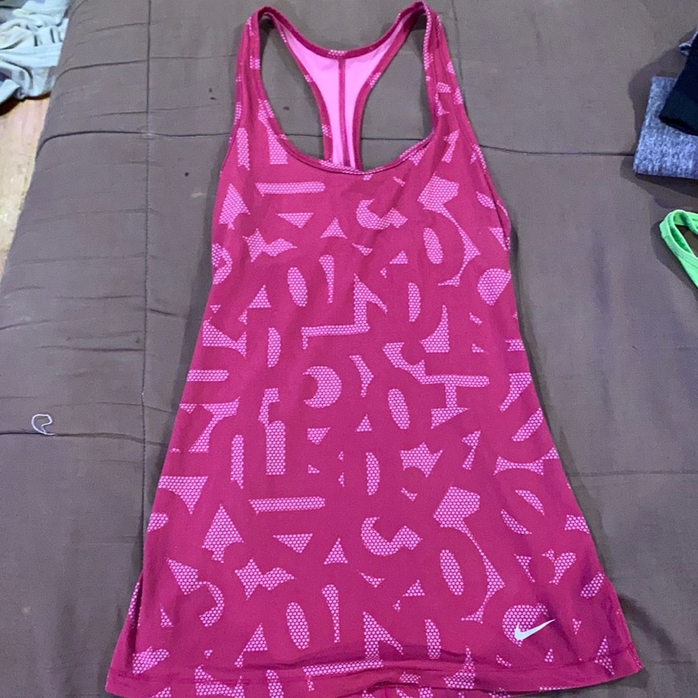 3 athletic tanks
